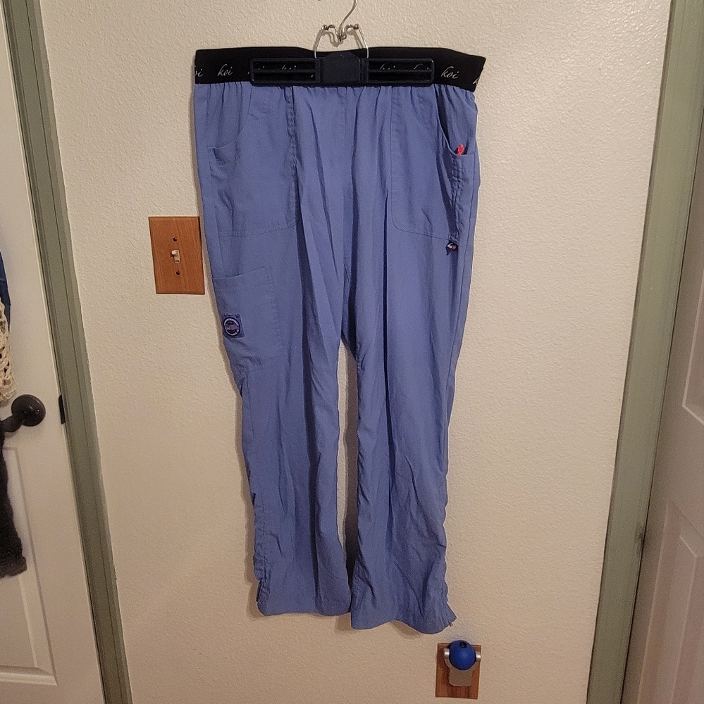 Light Koi scrub pants